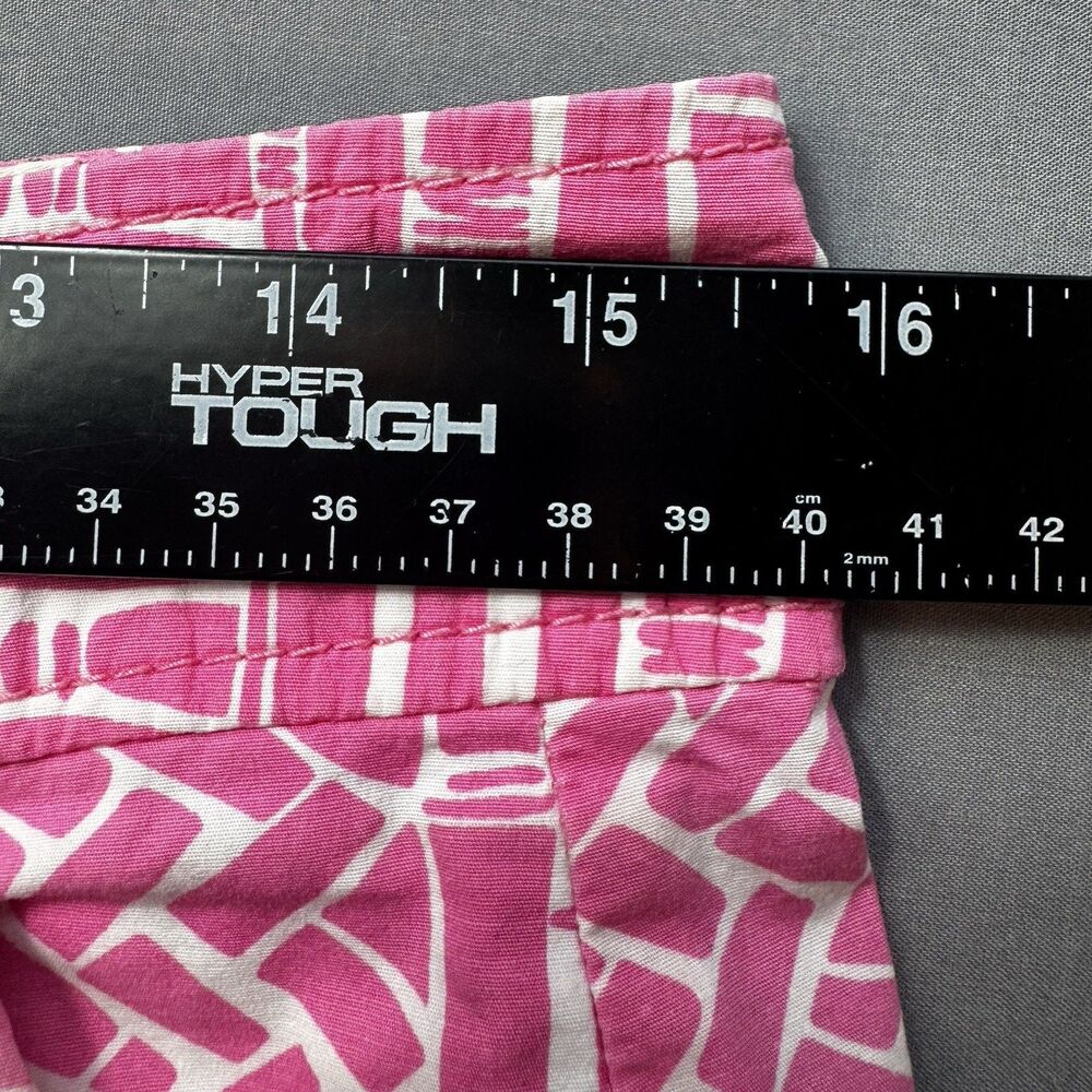 Lilly Pulitzer Resort Fit Shorts Women's 4 Pink Geo Preppy **FLAWS**READ** - Picture 16 of 16